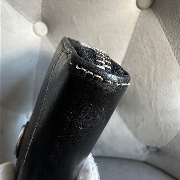 Dooney & Bourke Black Textured Leather wallet - Picture 12 of 14